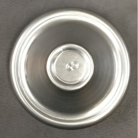 Cache volant magnétique