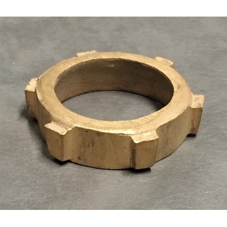 Unthreaded exhaust nut for Rene Gillet