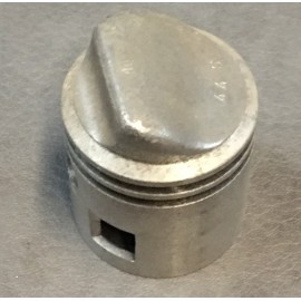 Piston AV33