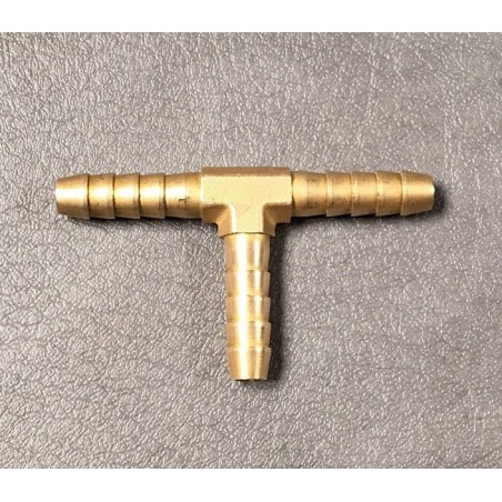 Fuel line hose tee connector